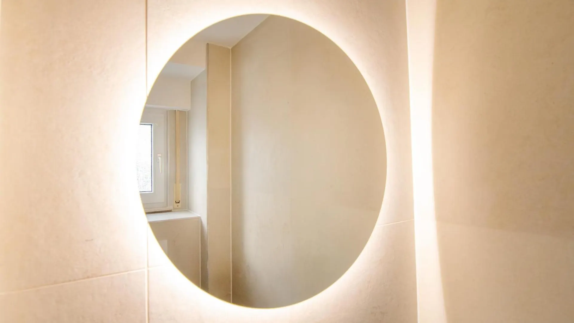Comfort Hub - Homestay - 3 Gaestezimmer Im Eigentumshaus ケルン