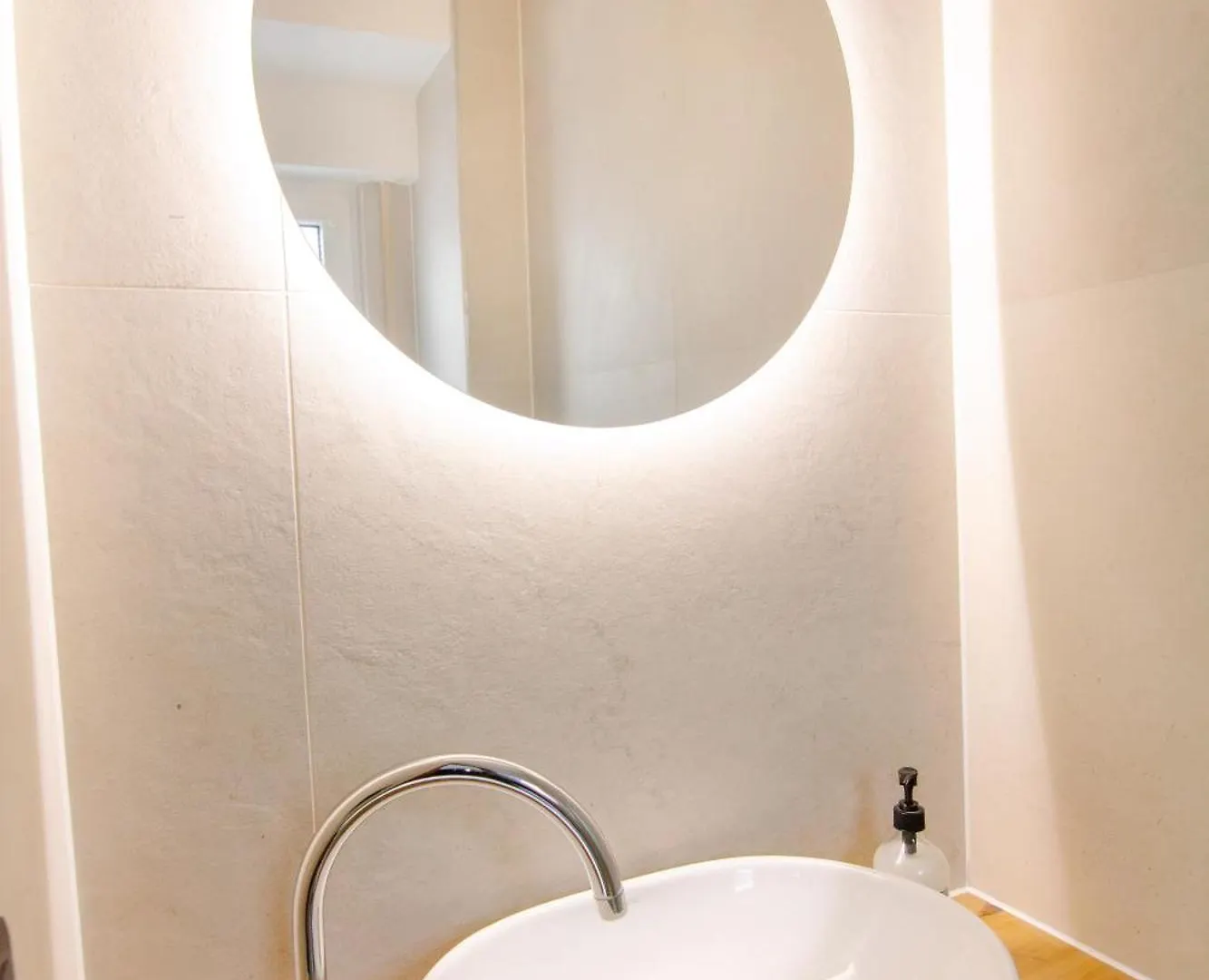 Comfort Hub - Homestay - 3 Gaestezimmer Im Eigentumshaus ケルン 0*,